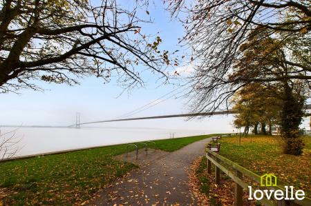 2 bedroom Flat for sale in St. Marys Close, Hessle, HU13