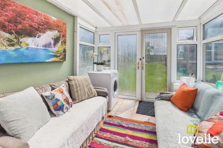 2 bedroom Detached bungalow for sale in Smook Hills Road, Hollym, HU19