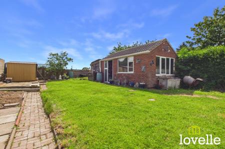 2 bedroom Detached bungalow for sale in Smook Hills Road, Hollym, HU19