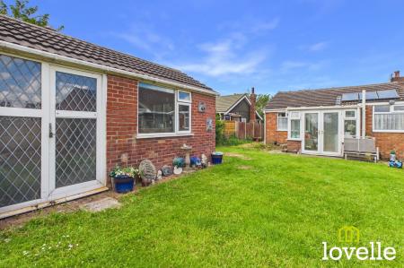 2 bedroom Detached bungalow for sale in Smook Hills Road, Hollym, HU19