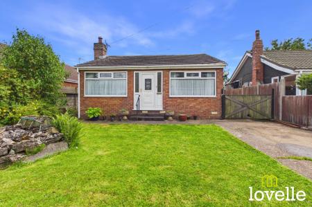 Smook Hills Road, Hollym, HU19