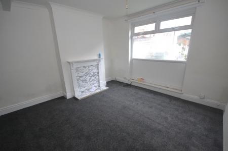 3 bedroom Terraced House to let in Brecon Street, Hull, HU8