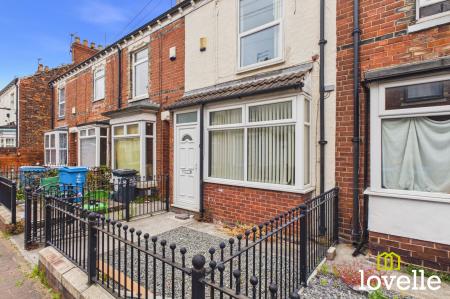 2 bedroom Terraced House to let in Estcourt Street, Hull, HU9