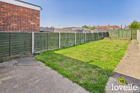 2 bedroom Terraced House to let in Worcester Road, Hull, HU5