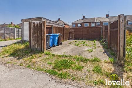 2 bedroom Terraced House to let in Worcester Road, Hull, HU5