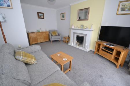 3 bedroom Detached house for sale in Broad Oak, Bilton, HU11