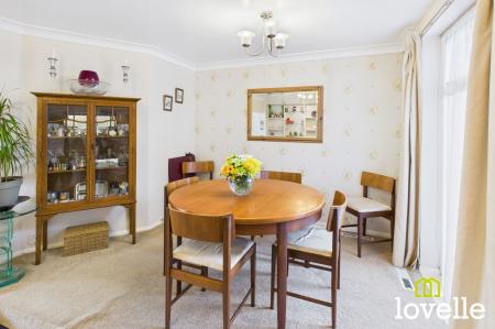 4 bedroom Semi-detached house for sale in Kingtree Avenue, Cottingham, HU16