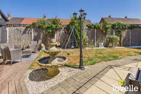3 bedroom Detached house for sale in Sorrel Drive, Hull, HU5