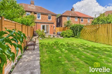3 bedroom Semi-detached house for sale in Park Lane, Cottingham, HU16