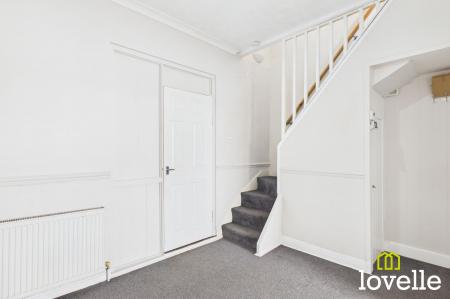 2 bedroom Terraced House to let in Belmont Street, Hull, HU9