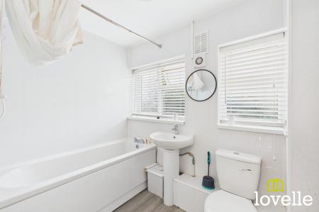 3 bedroom Terraced House to let in Falkland Road, Hull, HU9