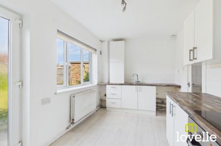 3 bedroom Terraced House to let in Bideford Grove, Hull, HU9