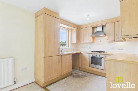 2 bedroom Flat for sale in Redhill Park, Hull, HU6
