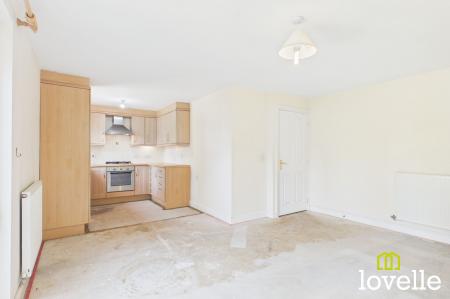 2 bedroom Flat for sale in Redhill Park, Hull, HU6