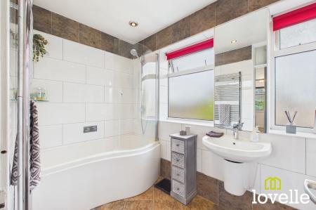 3 bedroom Terraced House for sale in Parkstone Road, Hull, HU6