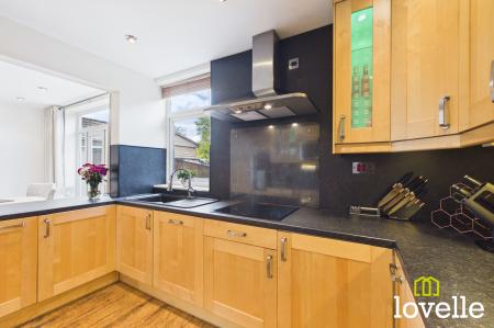 3 bedroom Terraced House for sale in Parkstone Road, Hull, HU6