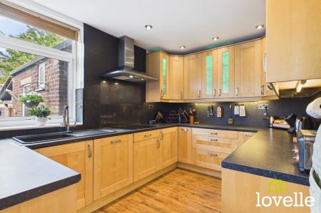 3 bedroom Terraced House for sale in Parkstone Road, Hull, HU6