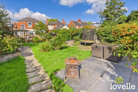 4 bedroom Detached house for sale in Millhouse Woods Lane, Cottingham, HU16