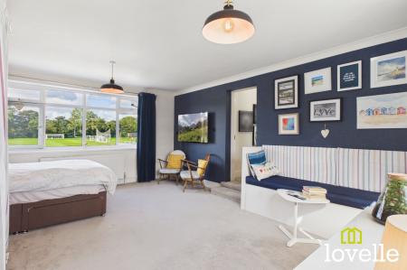 4 bedroom Detached house for sale in Millhouse Woods Lane, Cottingham, HU16