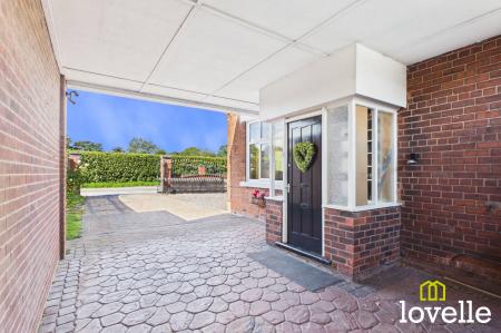 4 bedroom Detached house for sale in Millhouse Woods Lane, Cottingham, HU16