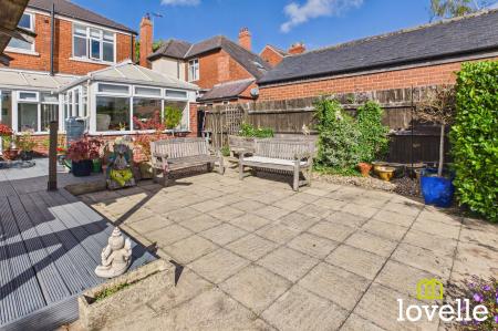 4 bedroom Detached house for sale in Millhouse Woods Lane, Cottingham, HU16