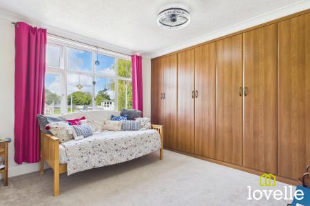 4 bedroom Detached house for sale in Millhouse Woods Lane, Cottingham, HU16
