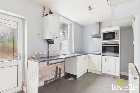 2 bedroom Terraced House to let in Hull, HU6