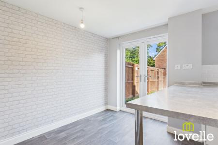 3 bedroom Semi-detached house to let in Morton Dene, Cottingham, HU16
