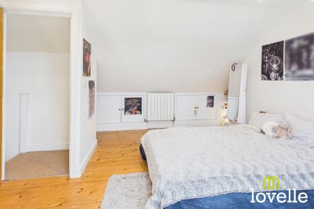 5 bedroom Terraced House for sale in Princes Avenue, Hull, HU5