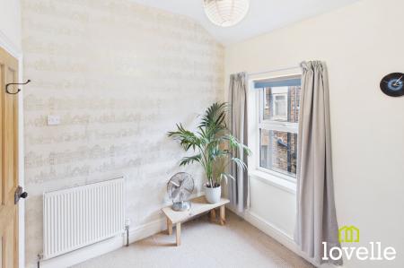 5 bedroom Terraced House for sale in Princes Avenue, Hull, HU5