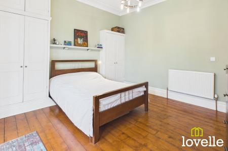 5 bedroom Terraced House for sale in Princes Avenue, Hull, HU5
