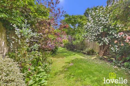 5 bedroom Terraced House for sale in Princes Avenue, Hull, HU5