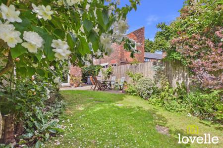 5 bedroom Terraced House for sale in Princes Avenue, Hull, HU5