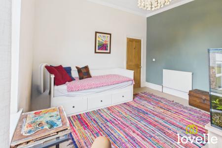 5 bedroom Terraced House for sale in Princes Avenue, Hull, HU5