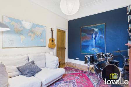 5 bedroom Terraced House for sale in Princes Avenue, Hull, HU5