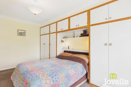 3 bedroom Semi-detached house for sale in Outlands Road, Cottingham, HU16