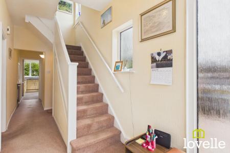 3 bedroom Semi-detached house for sale in Outlands Road, Cottingham, HU16