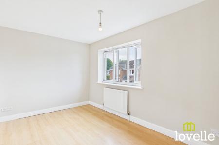 2 bedroom Semi-detached house for sale in Cawthorne Drive, Hull, HU4