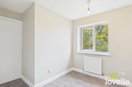 2 bedroom Semi-detached house for sale in Cawthorne Drive, Hull, HU4