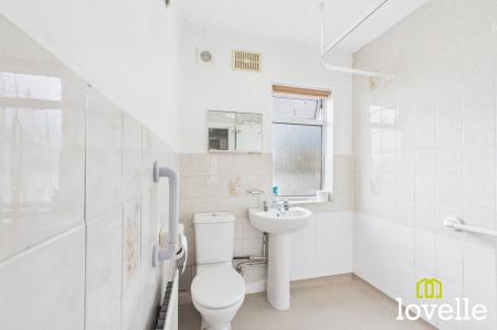 2 bedroom Terraced House for sale in Bedford Road, Hessle, HU13