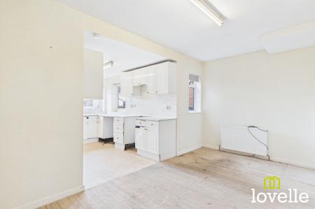 2 bedroom Terraced House for sale in Bedford Road, Hessle, HU13