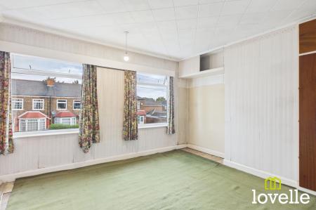 2 bedroom Terraced House for sale in Bedford Road, Hessle, HU13