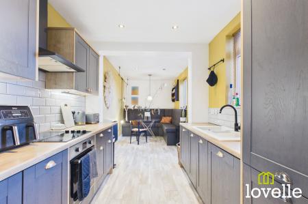 2 bedroom Terraced House for sale in Belvoir Street, Hull, HU5