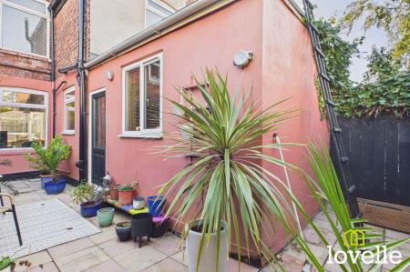 2 bedroom Terraced House for sale in Belvoir Street, Hull, HU5