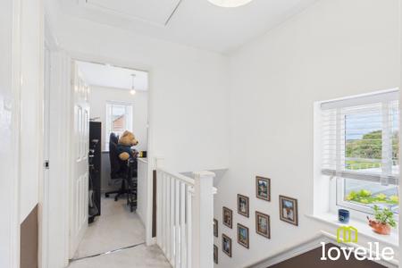 3 bedroom Detached house for sale in Mason Avenue, Hull, HU6