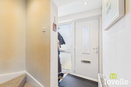 2 bedroom End of terrace house for sale in National Avenue, Hull, HU5