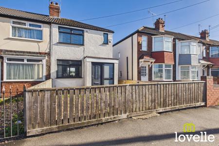 2 bedroom End of terrace house for sale in National Avenue, Hull, HU5