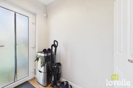 2 bedroom End of terrace house for sale in National Avenue, Hull, HU5