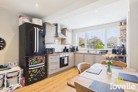 2 bedroom End of terrace house for sale in National Avenue, Hull, HU5