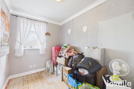 3 bedroom Terraced House for sale in Frampton Close, Bransholme, HU7